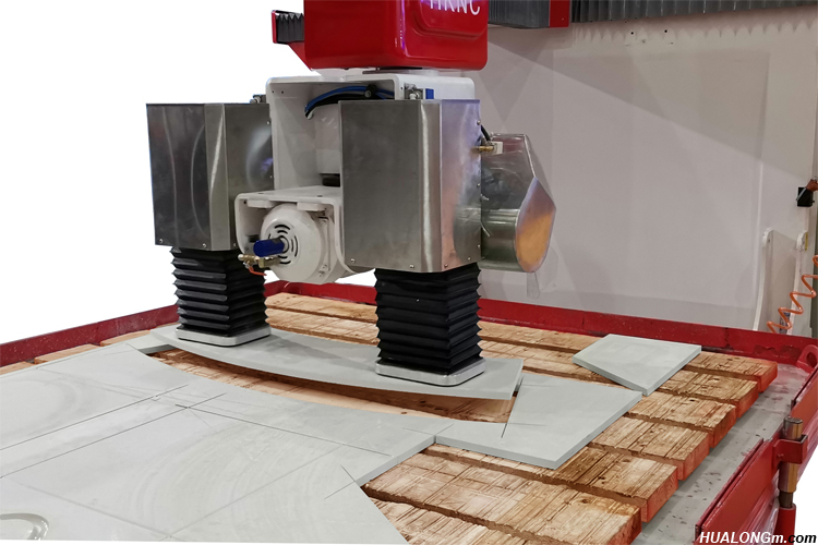 Máquina de ponte de corte de mármore de pedra de mármore de 5 eixos CNC para pia de corte de laje de gravura